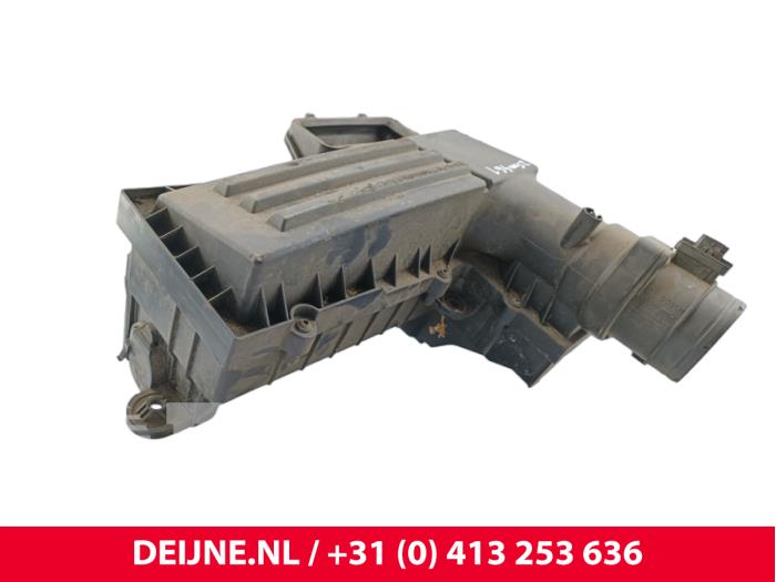 Volkswagen Caddy Air box O300319