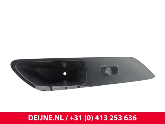 Iveco New Daily Elektrisches Fenster Schalter O300324