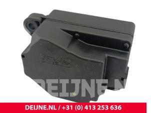 Volvo V40 Kachelklep Motor O300355 foto 3