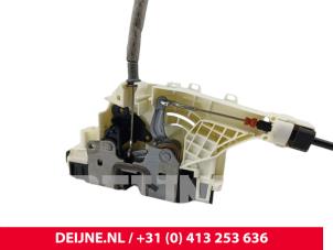 Mercedes Sprinter Deurslot Mechaniek 2Deurs links O300495 foto 2