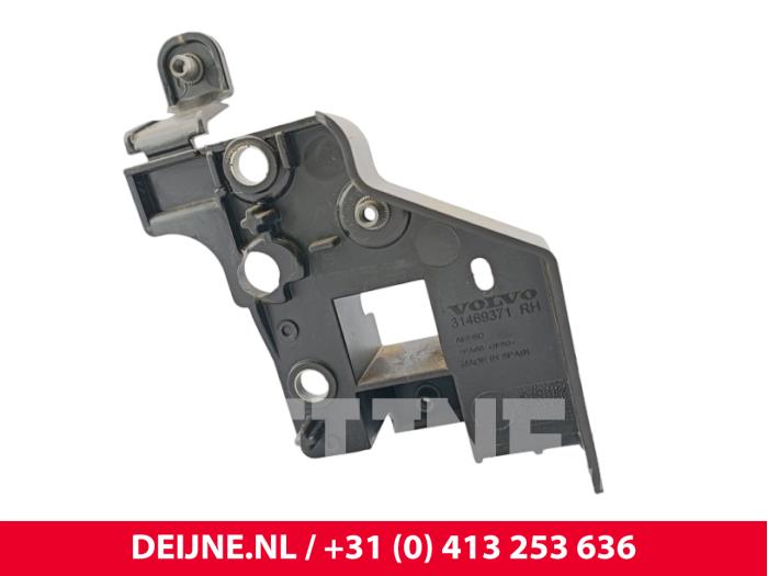 Volvo C40 Bumpersteun rechts-voor O300517