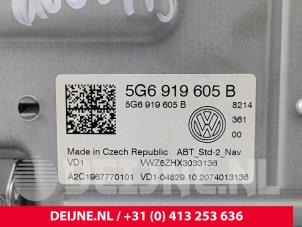 Volkswagen Crafter Displays Multi Media Anzeige O300572 foto 3