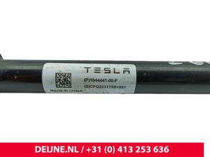 Tesla Model Y Lower wishbone, rear right O300586 photo 3