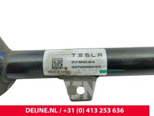 Tesla Model Y Draagarm boven rechts-achter O300589 foto 3