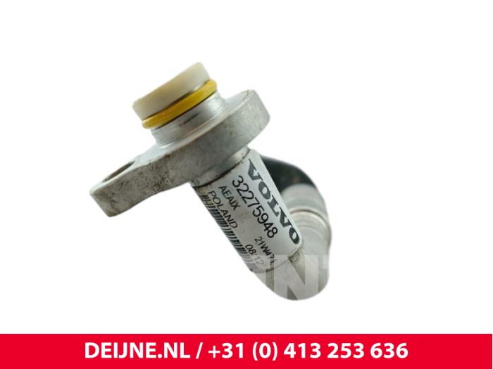 Volvo C40 Klima Leitung O300595