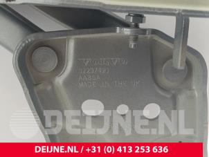 Volvo C40 Motorhaube Scharnier O300615 foto 2