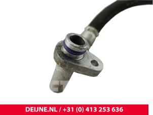 Volkswagen Crafter Air conditioning line O300652 photo 3