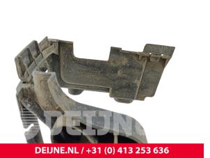 Volkswagen Crafter Stoßstangenecke links hinten O300656 foto 3