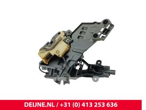 Volvo XC60 Deurslot Mechaniek 4Deurs rechts-achter O300669 foto 3