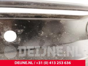 Volkswagen Crafter Headlight frame, left O300747 photo 3