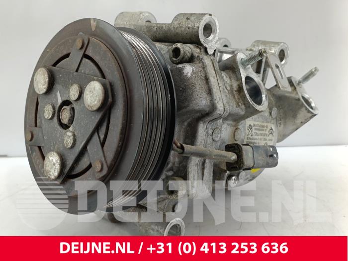 Gebruikte Pomp Airco Fiat Doblo Cargo 1.5 D Multijet 130 Prijs € 96,80 Inclusief btw aangeboden door van Deijne Onderdelen Uden B.V.