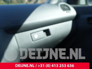 Volkswagen Caddy Dashboard O300806 foto 2