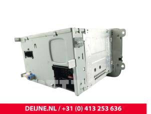 Volkswagen Caddy Display Multi Media control unit O300808 photo 3