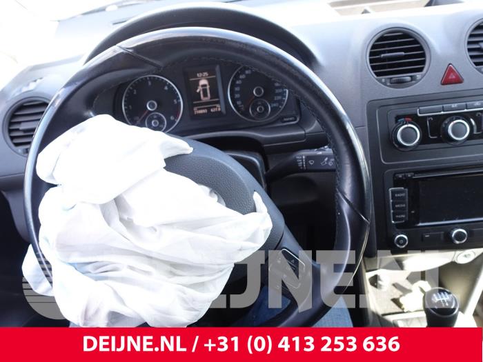 Volkswagen Caddy Lenkrad O300839