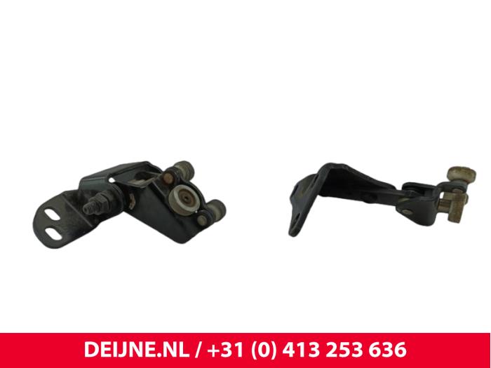 MAN TGE Schiebetürrolle rechts O300857