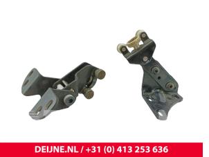 MAN TGE Schiebetürrolle rechts O300857 foto 3