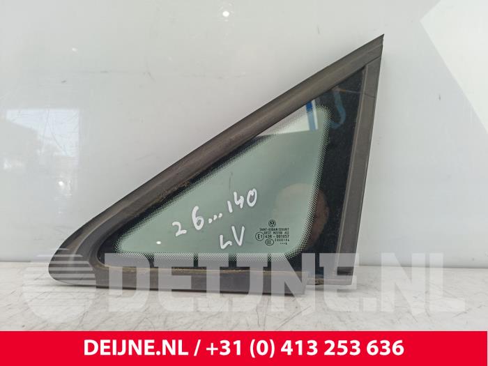 Volkswagen Caddy Quarter light, front left O300871