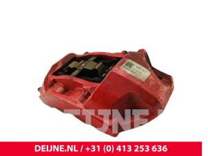 Tesla Model 3 Remklauw (Tang) links-voor O300878 foto 2