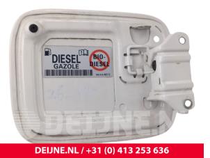 Volkswagen Caddy Tank Klep O300957 foto 2