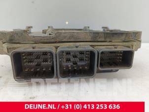 Volvo V60 Engine management computer O300960 photo 3
