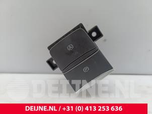Ford Transit Handrem schakelaar O300965 foto 3