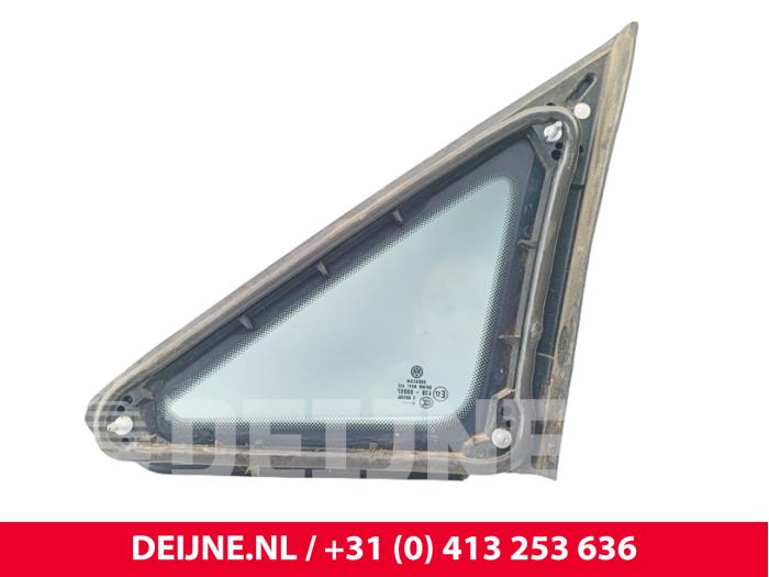 Volkswagen Caddy Quarter light, front right O300911