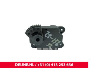 Volvo V40 Heizventil Motor O300984 foto 2