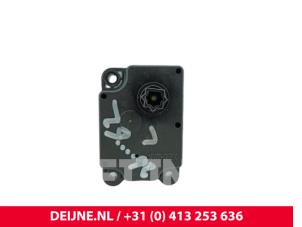 Volvo V40 Heizventil Motor O300986 foto 2
