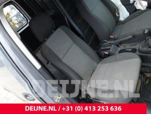 Volkswagen Caddy Sitz rechts O300942 foto 2