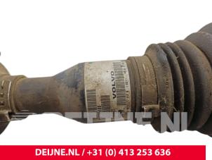 Volvo XC90 Front drive shaft, left O301040 photo 3