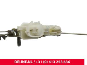 Opel Movano Minibus/van rear door lock mechanism O301084 photo 3