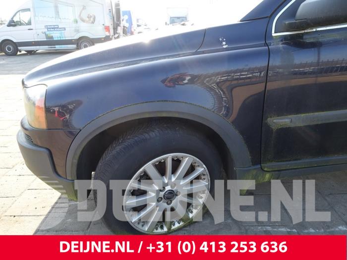 Volvo XC90 Kotflügel links vorne O301146