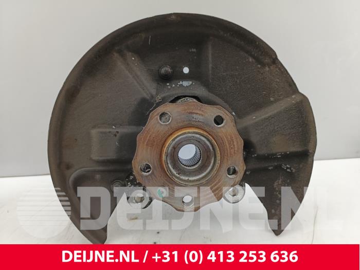 Lynk & Co 01 Fusee links-voor O301215