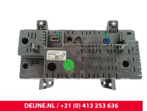 Lynk & Co 01 Kilometerteller KM O301219 foto 2