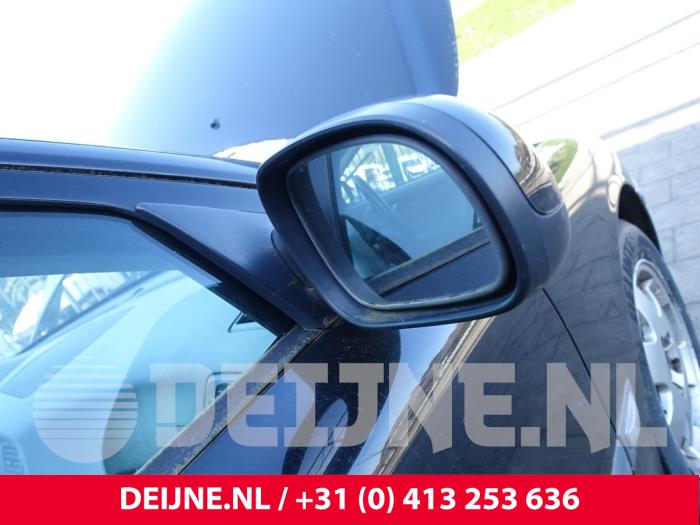 Volvo V70 Wing mirror, right O301335