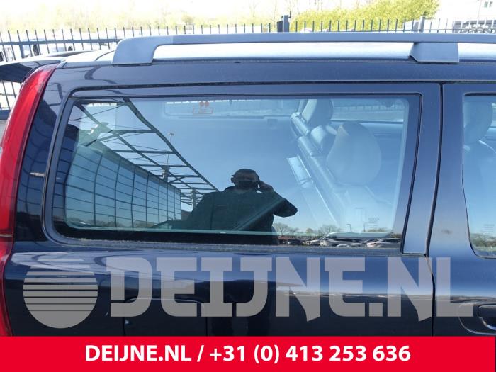 Volvo V70 Extra window 4-door, right O301342