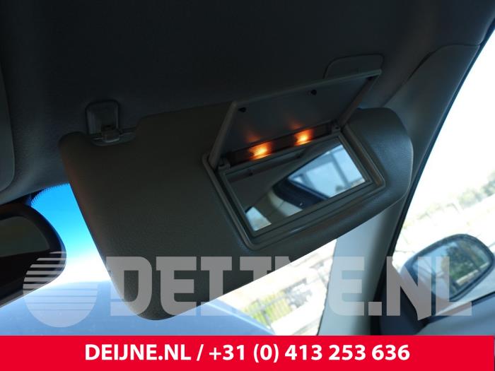 Volvo V70 Sonnenblende O301379
