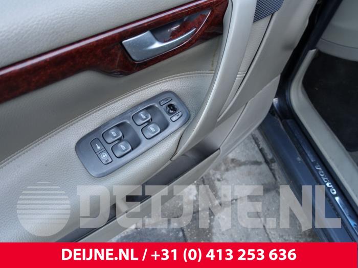 Volvo V70 Electric window switch O301392