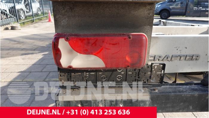 Volkswagen Crafter Achterlicht links O301417