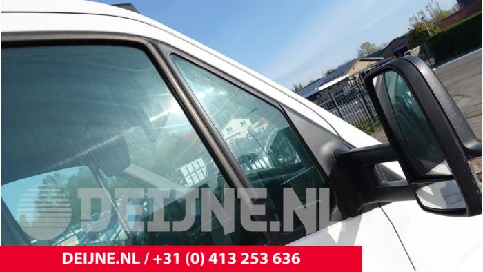 Volkswagen Crafter Driehoeks Ruit rechts-voor O301431