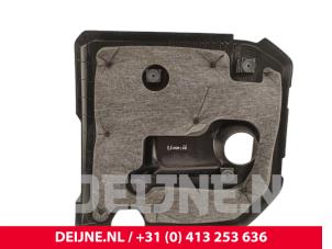 Lynk & Co 01 Engine cover O301470 photo 2