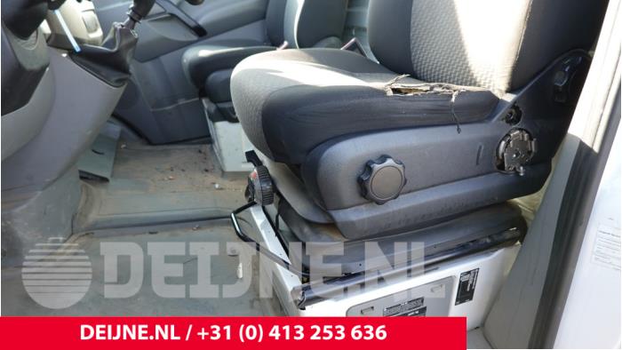 Volkswagen Crafter Stoel links O301458