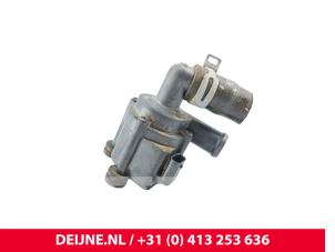 Lynk & Co 01 Additional water pump O301494 photo 3