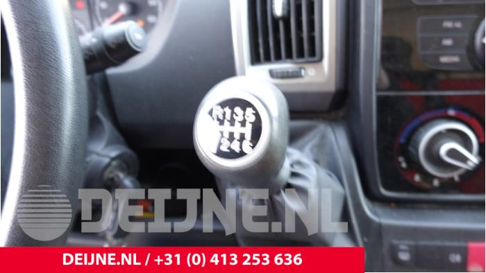 Gebruikte Versnellingspook Fiat Ducato (250) 2.3 D 130 Multijet Prijs € 163,35 Inclusief btw aangeboden door van Deijne Onderdelen Uden B.V.