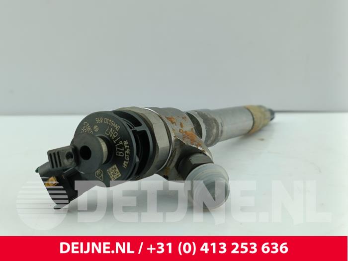 Gebruikte Verstuiver (diesel) Mercedes Vito (447.6) 1.7 110 CDI 16V Prijs € 108,90 Inclusief btw aangeboden door van Deijne Onderdelen Uden B.V.