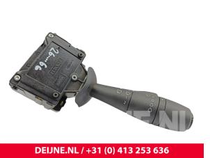 Renault Trafic Scheibenwischer Schalter O301768 foto 3