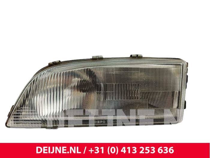 Volvo S70 Scheinwerfer links O301803
