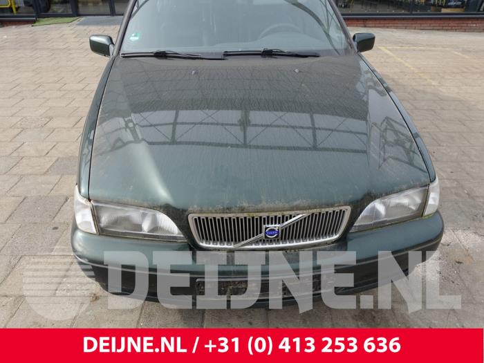 Volvo S70 Motorhaube O301806