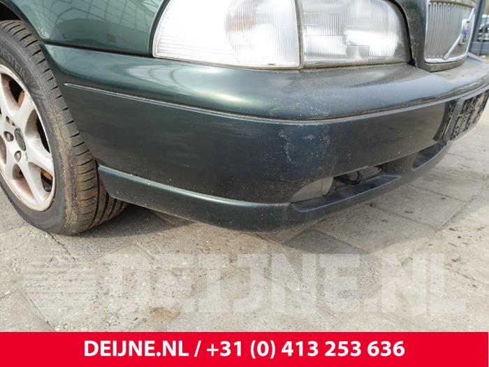 Volvo S70 Stoßstange vorne O301830