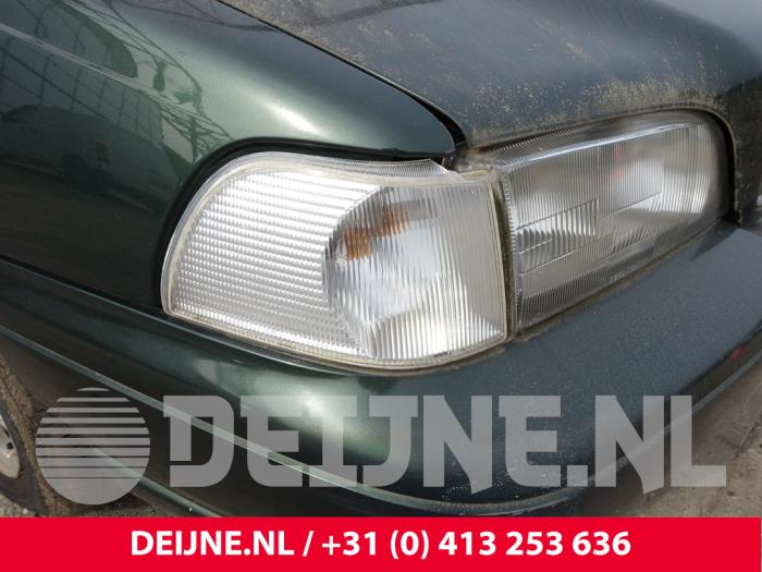 Volvo S70 Indicator lens, right O301859